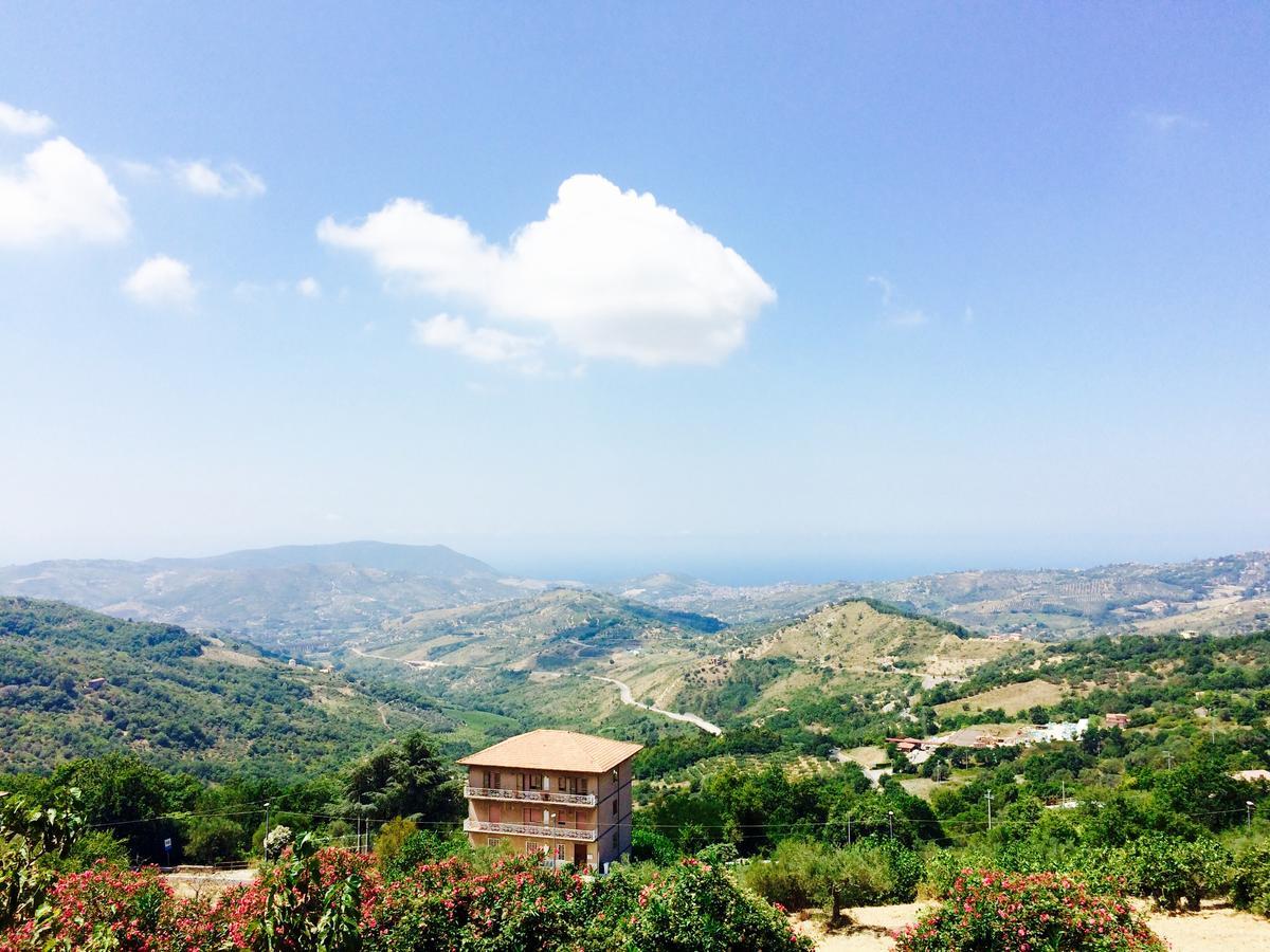 Pozzo Medievale Prignano Cilento Exteriör bild