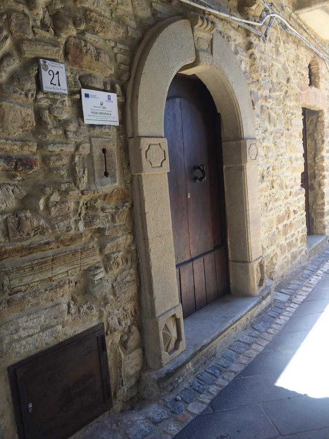 Pozzo Medievale Prignano Cilento Exteriör bild