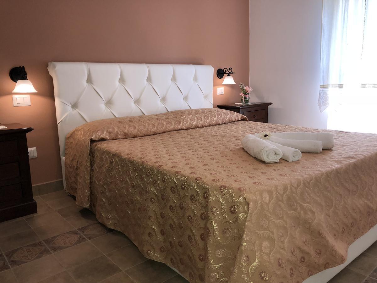 Pozzo Medievale Prignano Cilento Exteriör bild