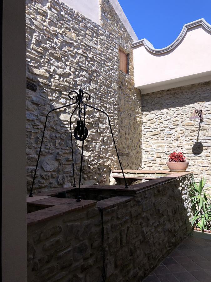 Pozzo Medievale Prignano Cilento Exteriör bild